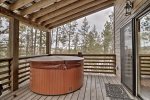 Gray Goose Lodge deck with hot tub and views. 